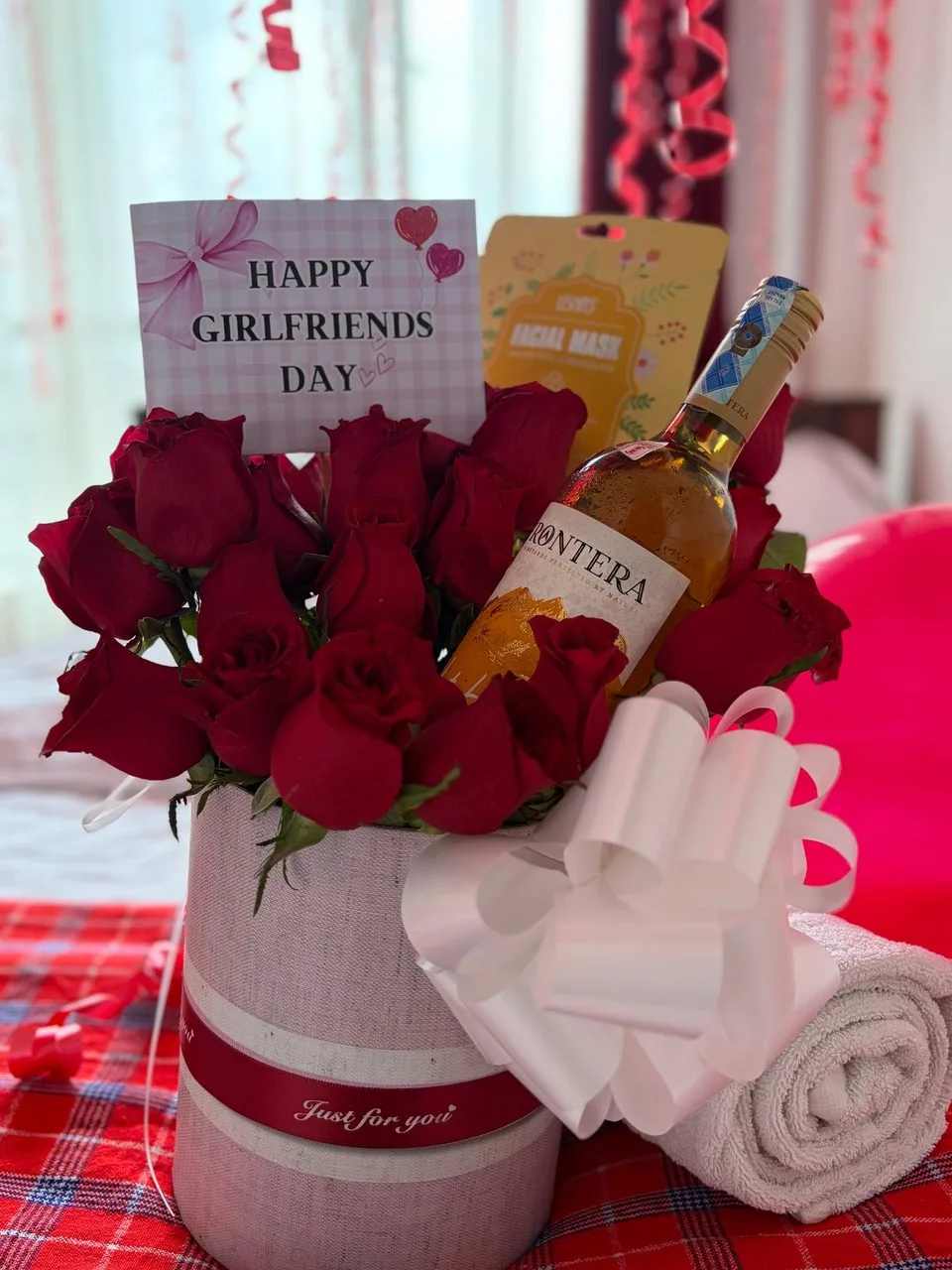 The Grand Gesture — Premium package