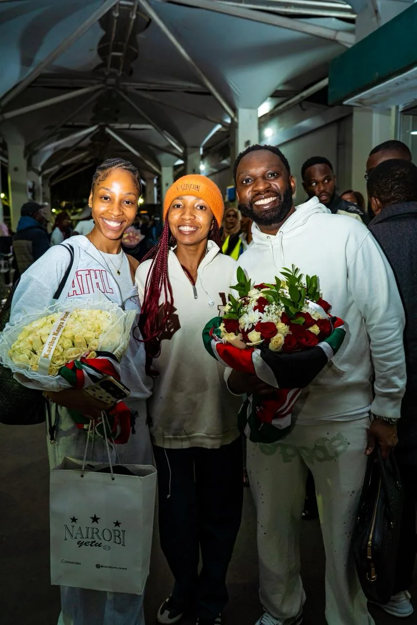 A welcome bouquet handed over at the airport